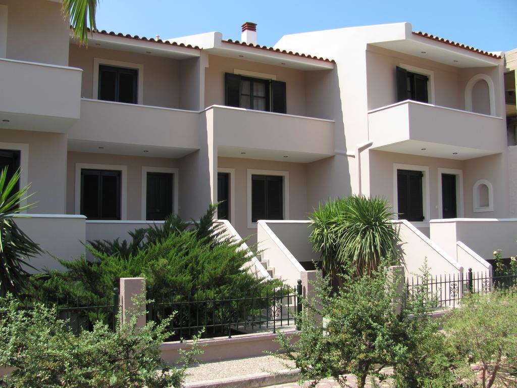 Lakonia Bay Apartments Аркангелос Екстер'єр фото