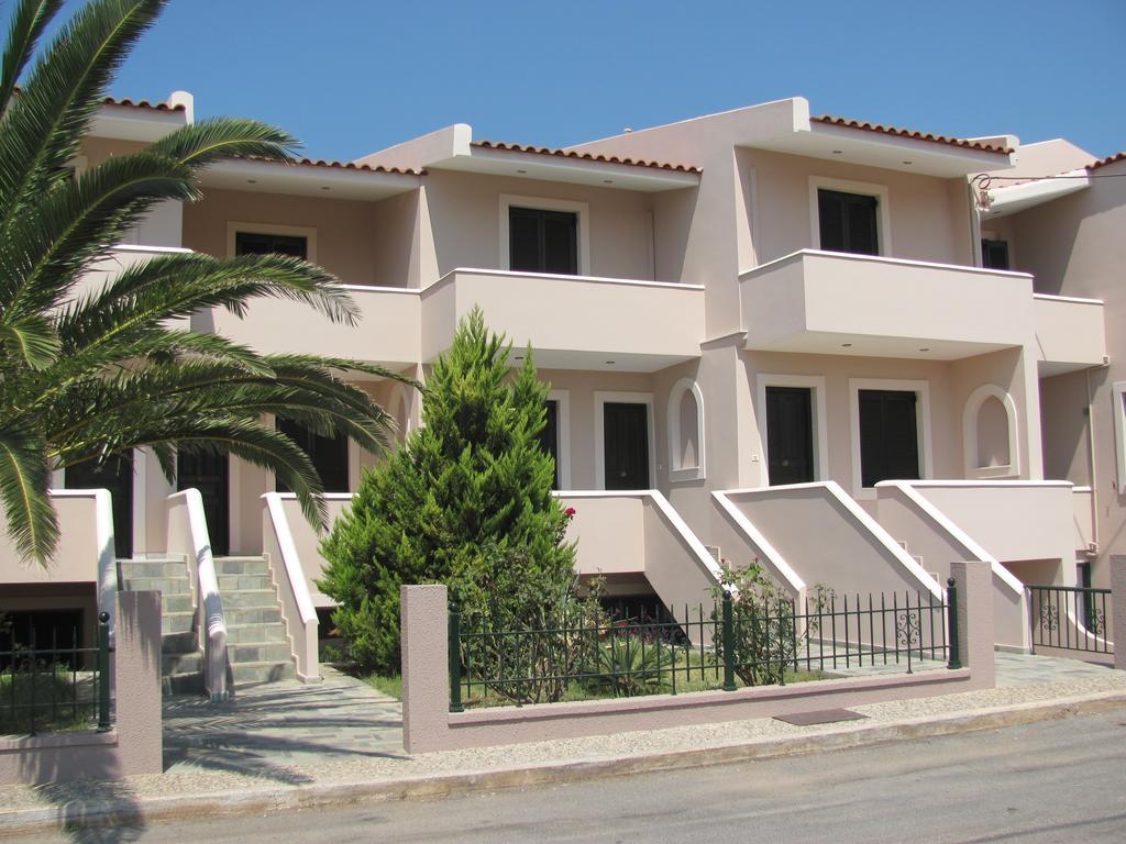 Lakonia Bay Apartments Аркангелос Екстер'єр фото