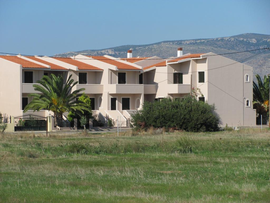 Lakonia Bay Apartments Аркангелос Екстер'єр фото