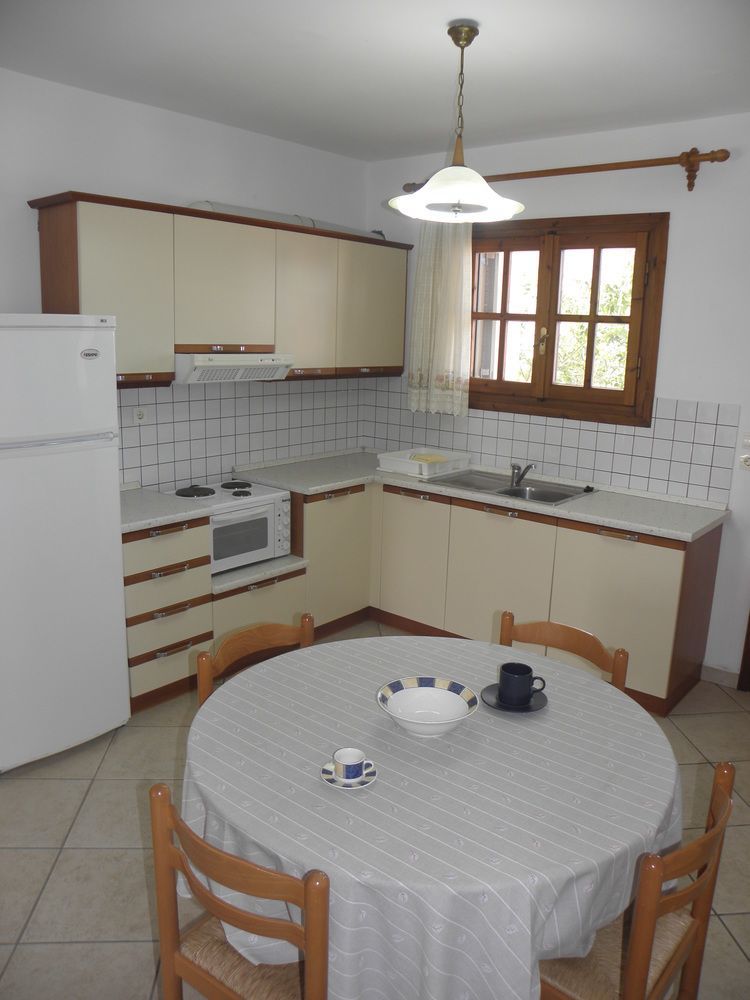 Lakonia Bay Apartments Аркангелос Екстер'єр фото